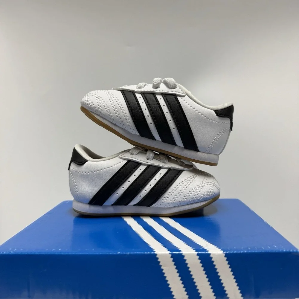 Brand New  Adidas Taekwondo Lace CF White Kids  JP9536 Toddler Baby Size 5k